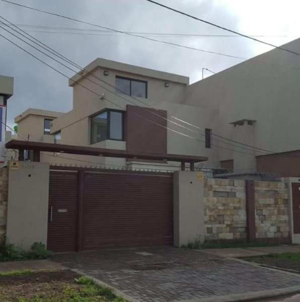 Casa en venta | 4 ambientes | Temperley