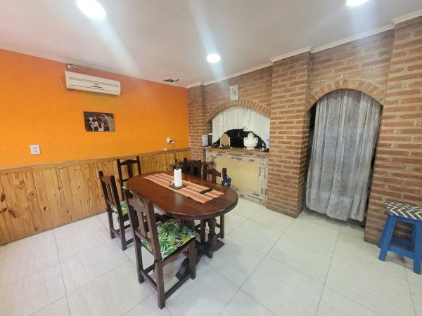 Casa en venta | 6 ambientes | Lan&uacute;s Oeste | Lanus