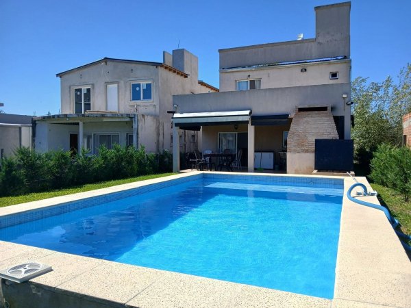 Casa en venta | 4 ambientes | Domselaar