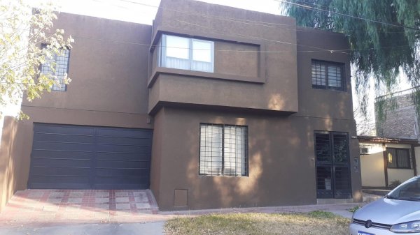 Casa en venta | 7 ambientes | Las Heras ,est.cabina Tamarindos