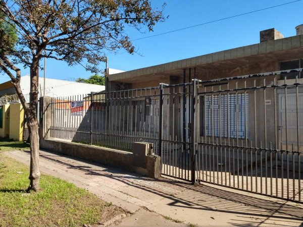 Casa en venta | 5 ambientes | Bo.Diaz Velez | San Lorenzo