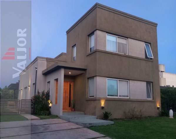 Casa en venta | 4 ambientes | Los Olivares | Vi&ntilde;a