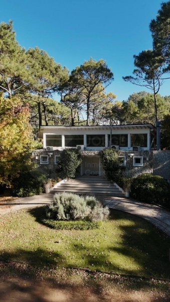 Casa en venta | Caril&oacute;