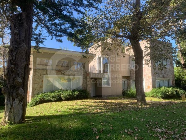 Casa en venta | Caril&oacute;