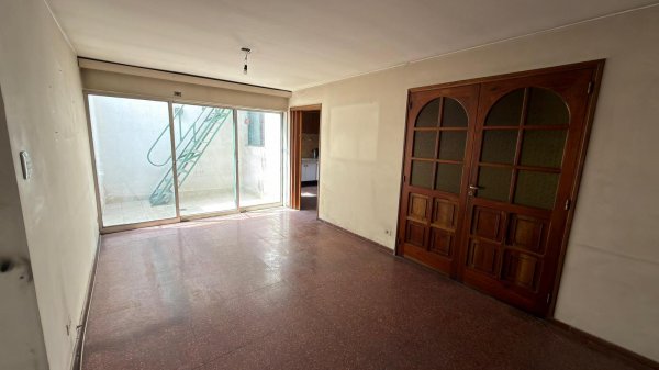 Casa en venta | 8 ambientes | Godoy Cruz