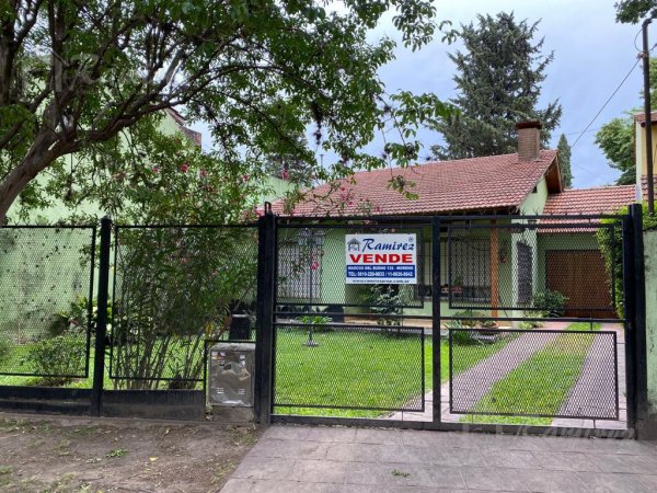 Casa en venta | 3 ambientes | Gonzalez Moreno