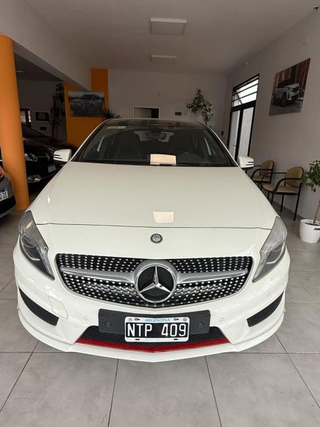 Mercedes Benz 2014 A 250 Blueeffi Sport At L13