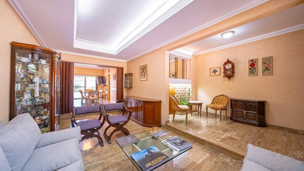 Casa en venta | 6 ambientes | Ramos Mejia