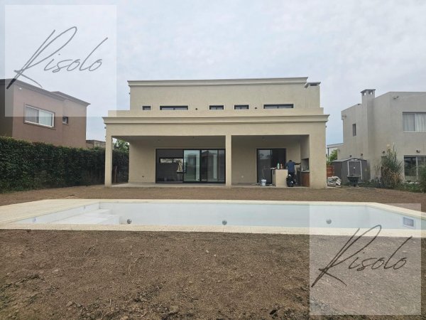 Casa en venta | 5 ambientes | El Canton - Norte | Belen De Escobar