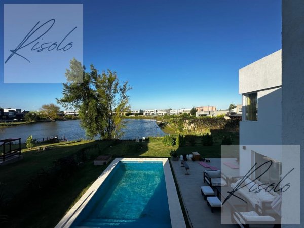 Casa en venta | 5 ambientes | El Canton - Norte | Belen De Escobar