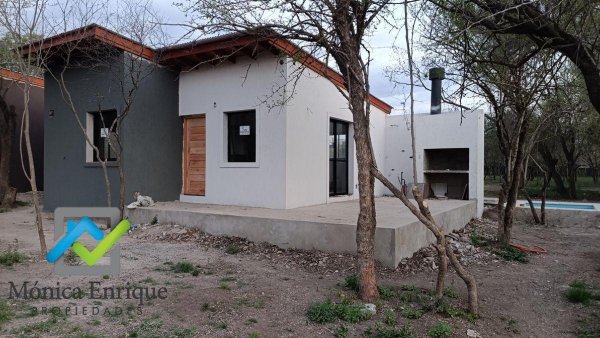 Casa en venta | 3 ambientes | Merlo