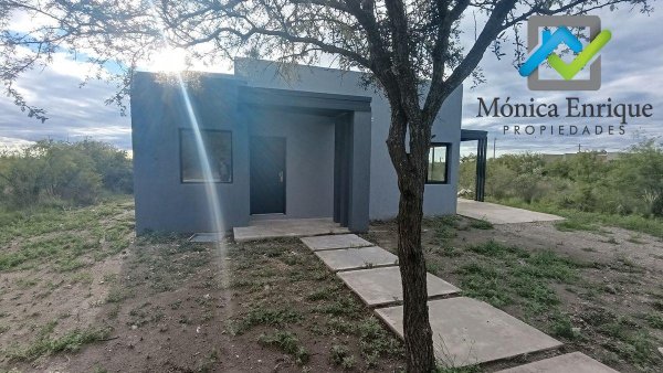 Casa en venta | 3 ambientes | Merlo