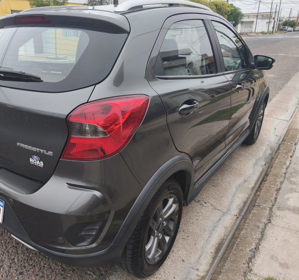 Ford Ka Ka 1.5 Freestyle Sel L18
