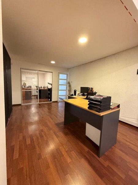 Oficina en venta | 9 ambientes | Santa Isabel