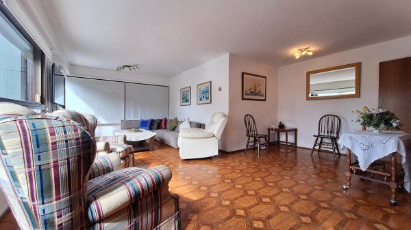 Departamento en venta | Pen&iacute;nsula | Punta del Este