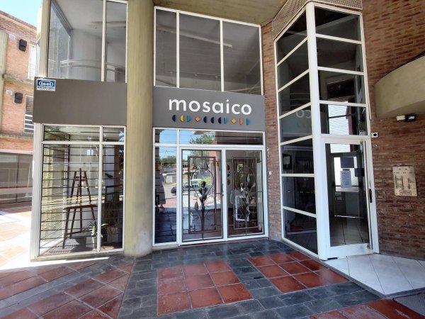 Oficina en venta | 7 ambientes | Bo.Del Combate | San Lorenzo