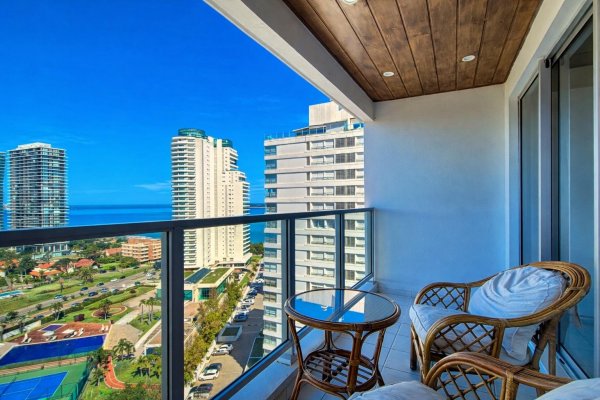 Departamento en alquiler | 4 ambientes | Playa Mansa | Punta del Este