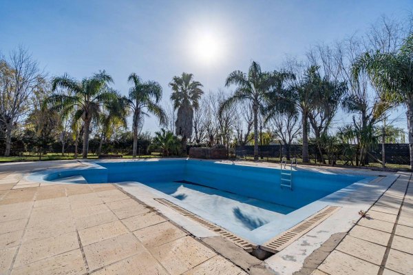 Casa en venta | 5 ambientes | Roldan
