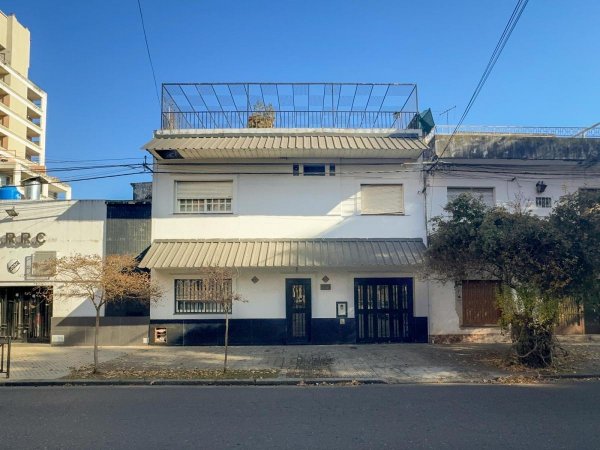 Casa en venta | 7 ambientes | Echesortu | Rosario