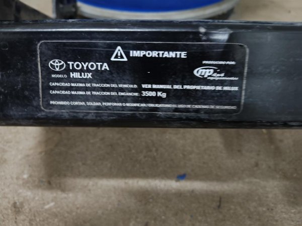 Enganche para camioneta Toyota Hilux