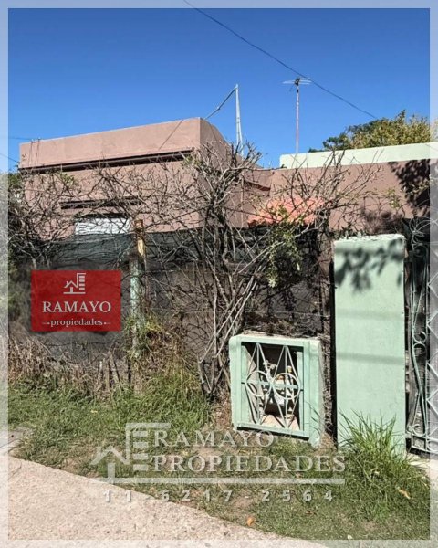 Casa en venta | 4 ambientes | B.Rayo De Sol | Longchamps