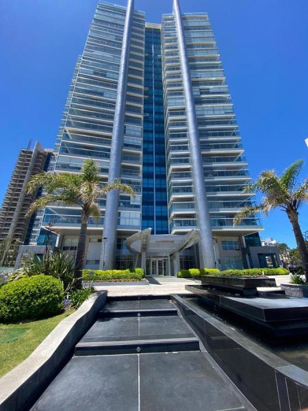 Departamento en alquiler | Playa Mansa | Punta del Este