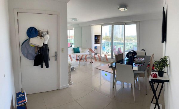 Departamento en alquiler | 4 ambientes | Playa Mansa | Punta del Este