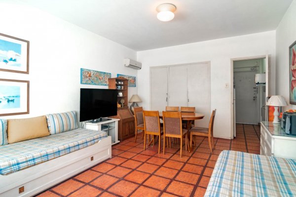 Departamento en venta | 1 ambientes | Pen&iacute;nsula | Punta del Este