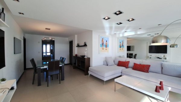 Departamento en venta | Playa Mansa | Punta del Este