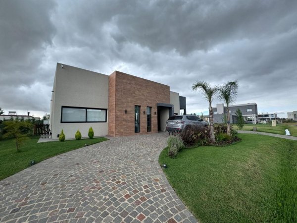 Casa en venta | Country Santa Rita | San Vicente