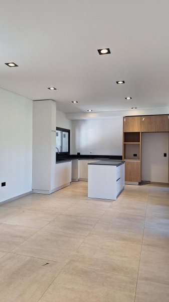 Casa en venta | 4 ambientes | Nuevo Malague&ntilde;o | Malagueno