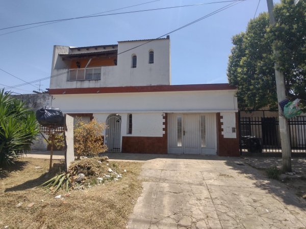 Casa en venta | 8 ambientes | Gregorio De Laferrere | Ferre