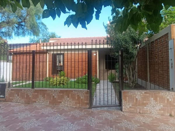 Casa en venta | 5 ambientes | Las Heras ,est.cabina Tamarindos