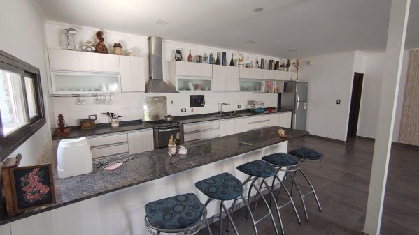 Casa en venta | 6 ambientes | El Challao