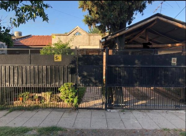 Casa en venta | 4 ambientes | Barrio Parque Leloir | Ituzaingo