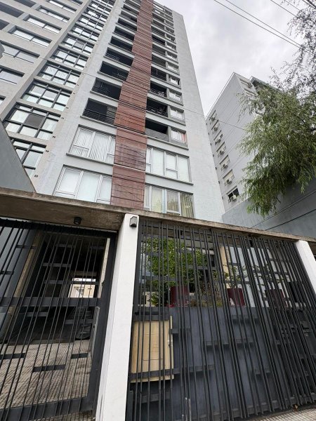 Oficina en alquiler | 1 ambientes | Banfield