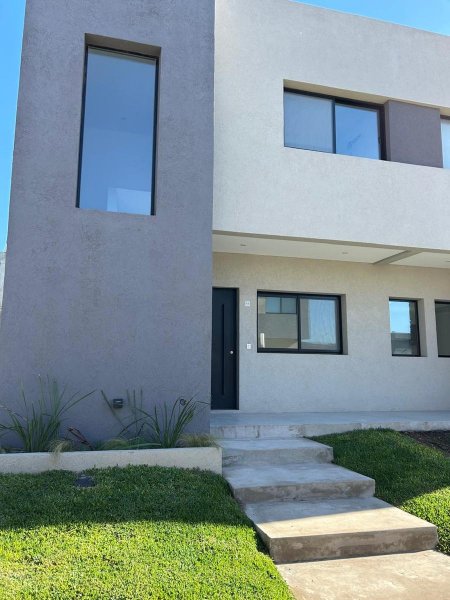 Casa en venta | 4 ambientes | Spring Park | Pilar