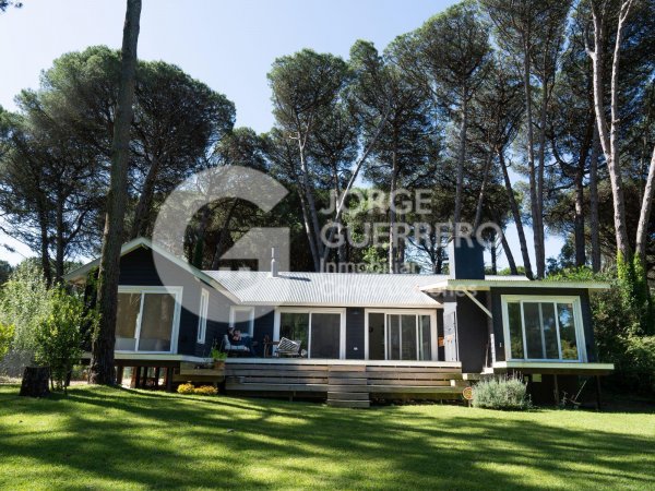 Casa en venta | 6 ambientes | Caril&oacute;