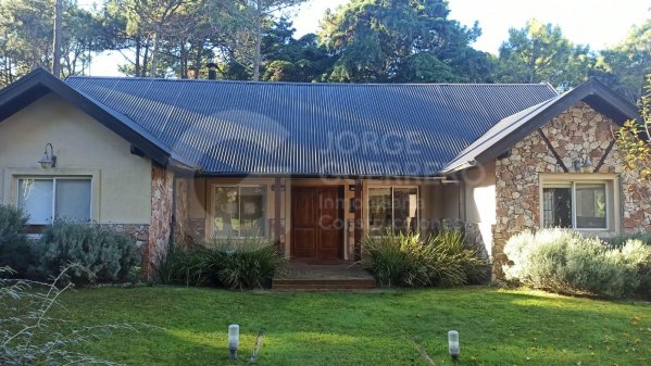 Casa en venta | Caril&oacute;