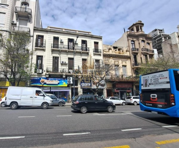 Departamento en venta | 8 ambientes | Balvanera
