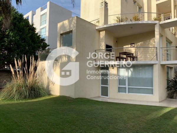 Departamento en venta | 6 ambientes | Caril&oacute;