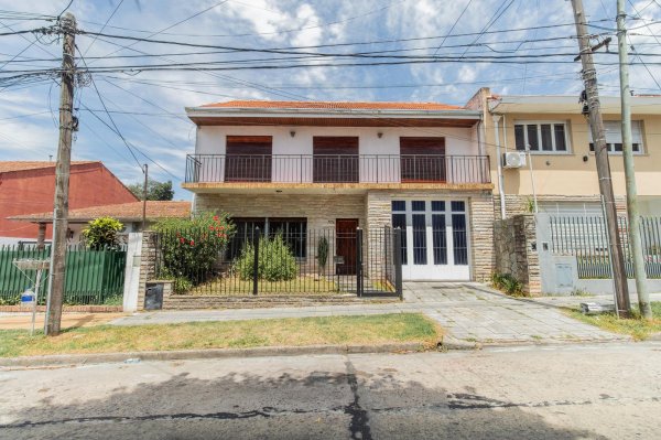 Casa en venta | 4 ambientes | Olivos