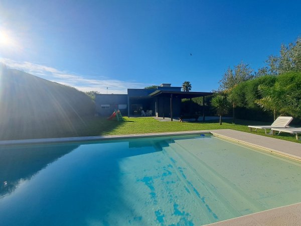 Casa en venta | 7 ambientes | Puerto Roldan | Roldan