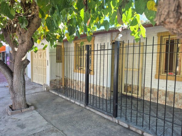 Casa en venta | 5 ambientes | El Sauce
