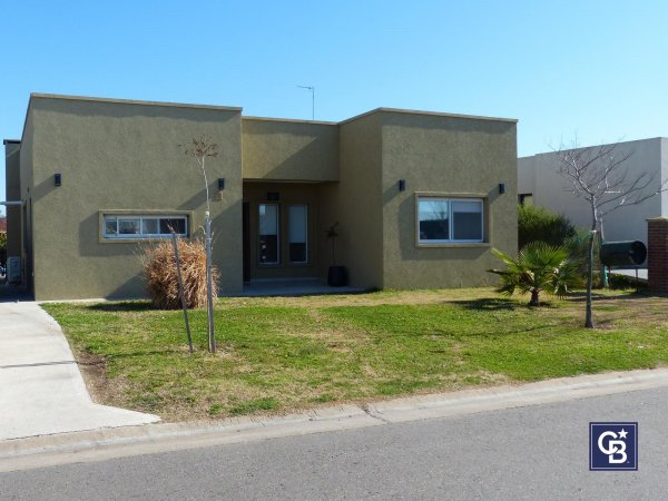 Casa en venta | 5 ambientes | San Ramon | Pilar