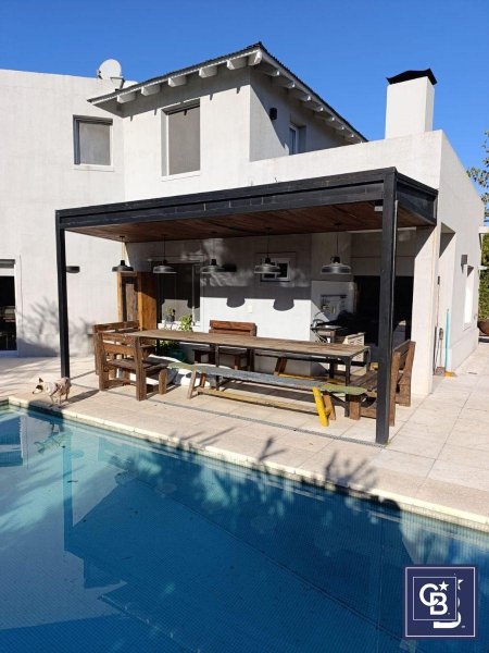 Casa en venta | 11 ambientes | La Caballeriza | Pilar