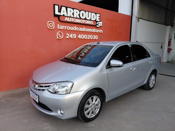 Toyota Etios 1.5 4 Ptas Xls 6mt