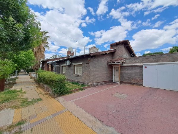 Casa en venta | 4 ambientes | Coronel Dorrego