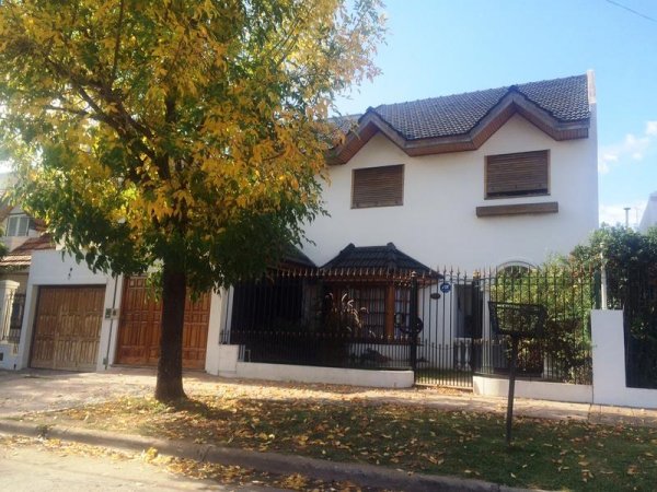 Casa en venta | 6 ambientes | Lomas de Zamora Oeste | Lomas De Zamora