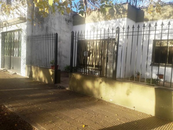 Casa en venta | 3 ambientes | Lomas De Zamora